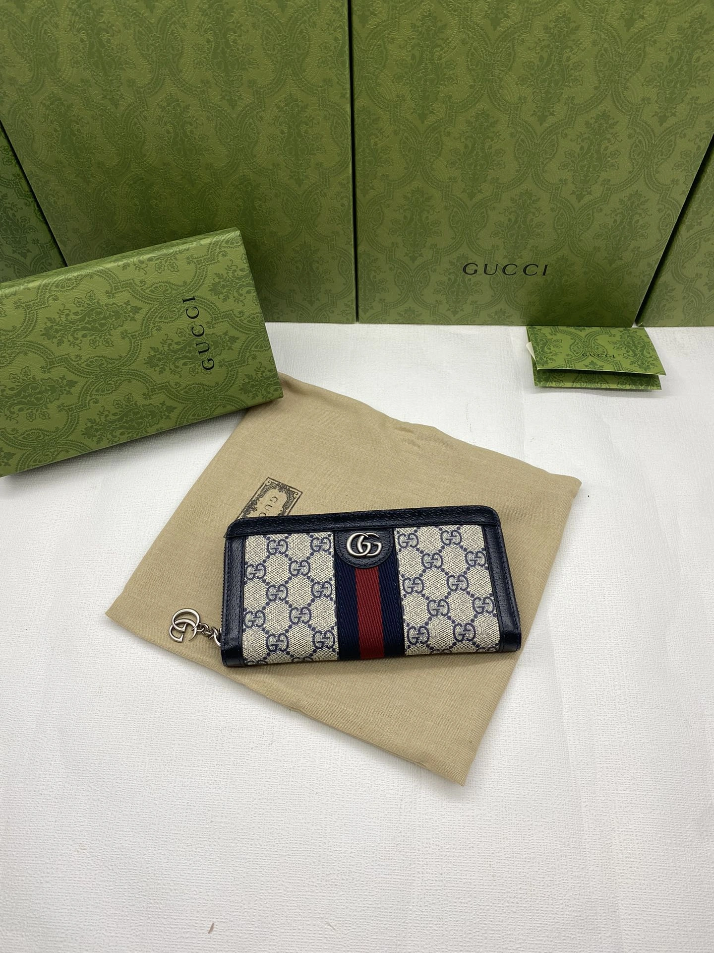HighPerformance Gucci Wallets Purse 56825