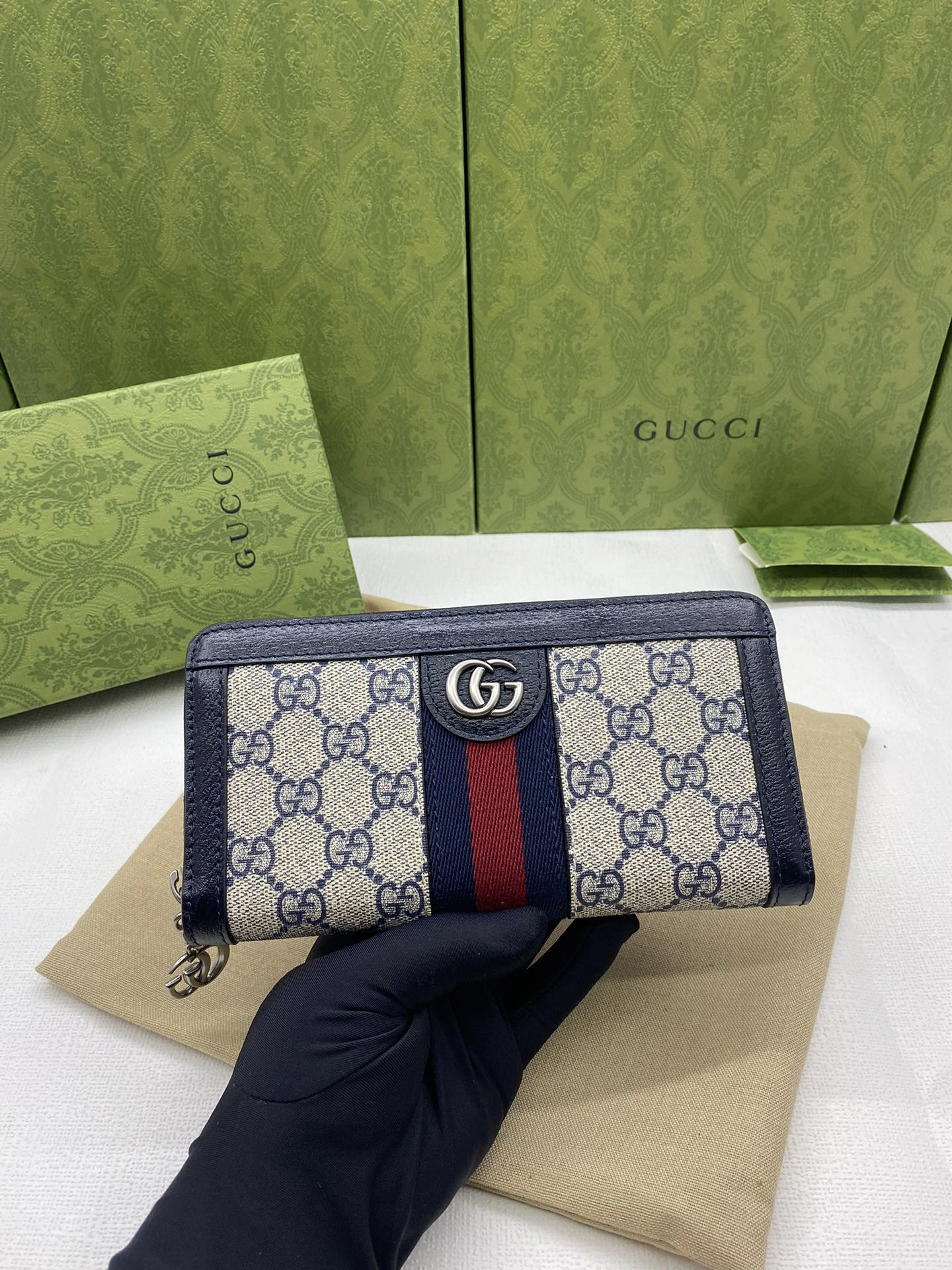 HighPerformance Gucci Wallets Purse 56825
