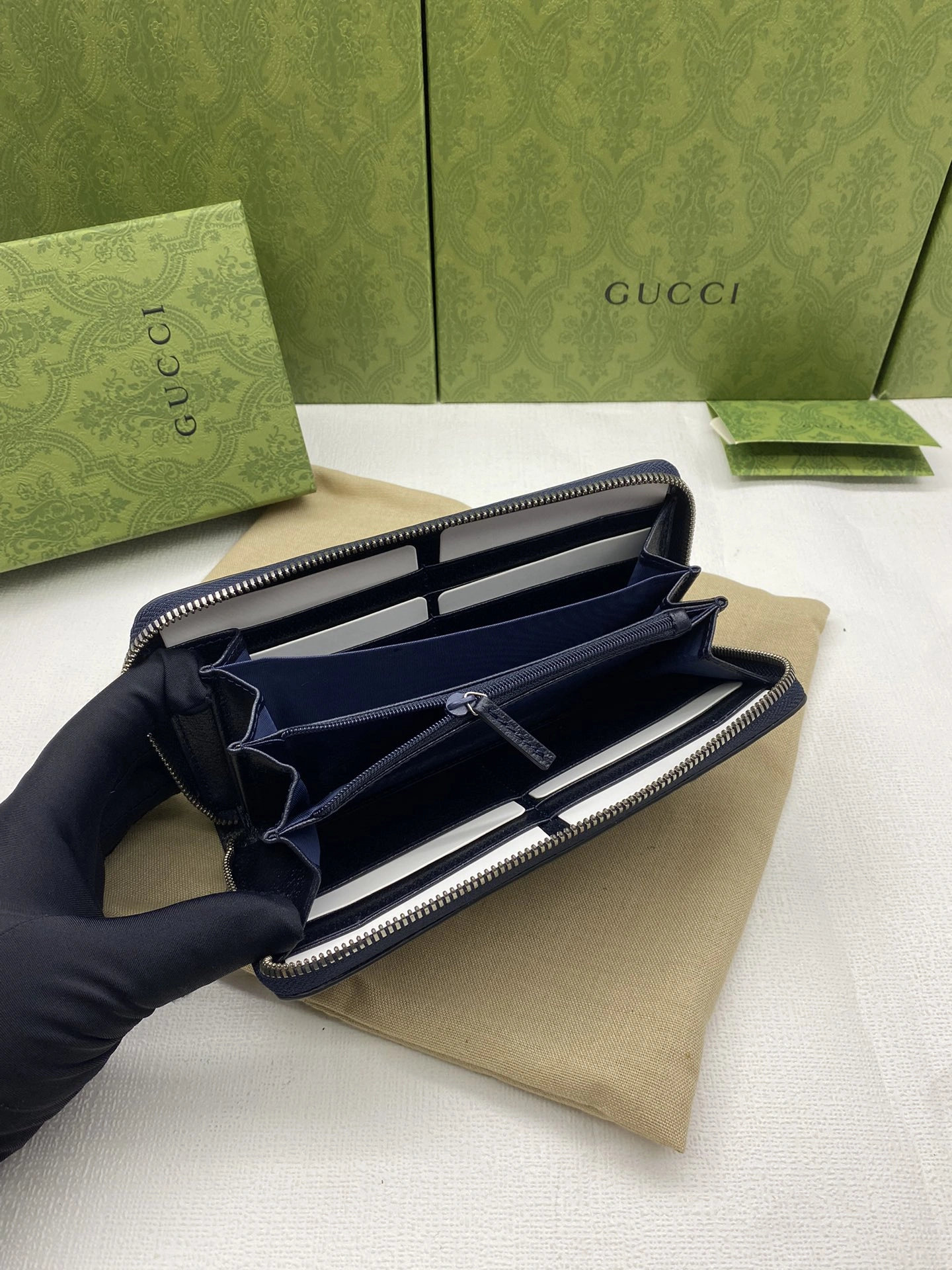 HighPerformance Gucci Wallets Purse 56825