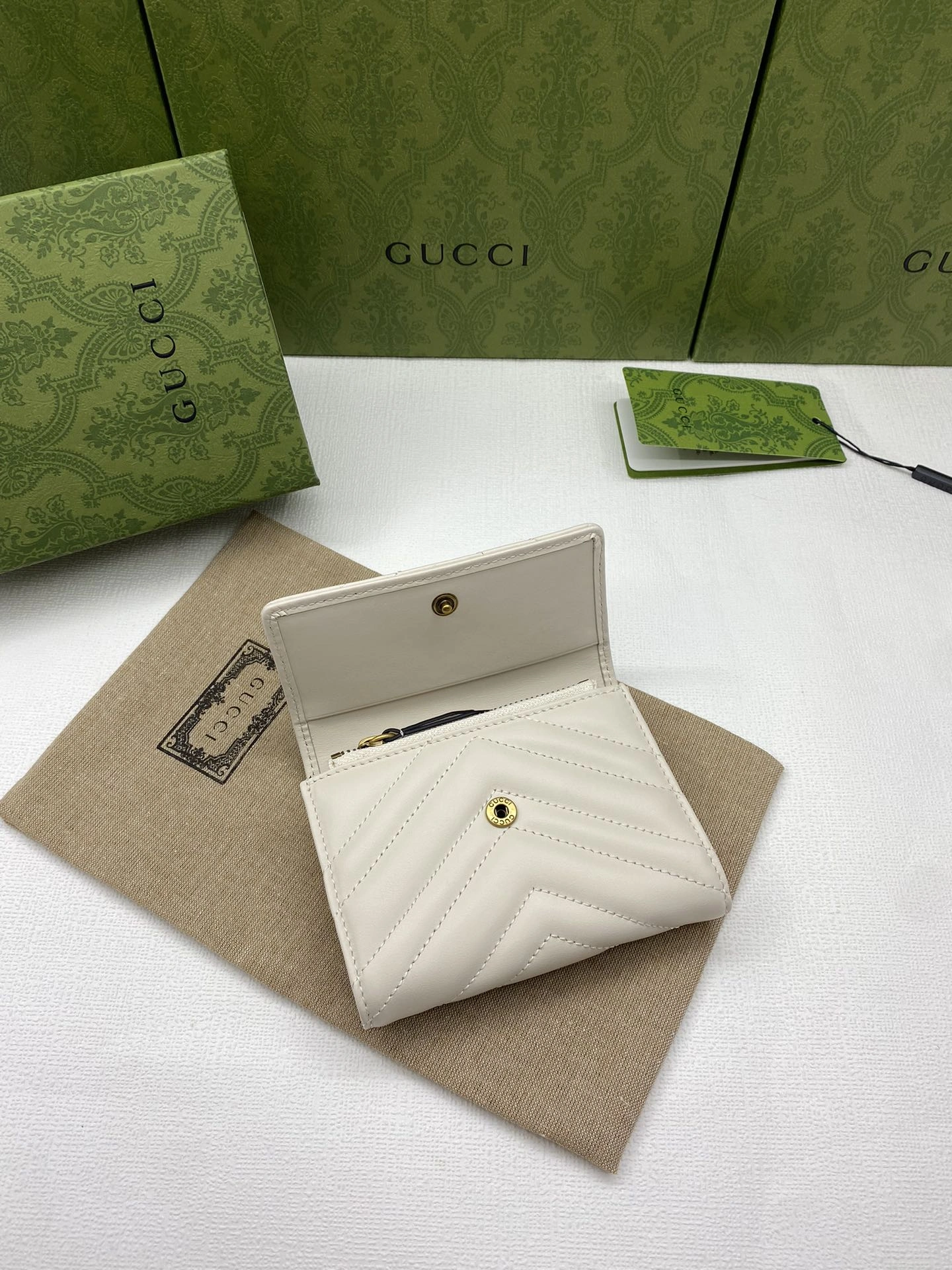 Gucci Wallets Purse Modern 56820