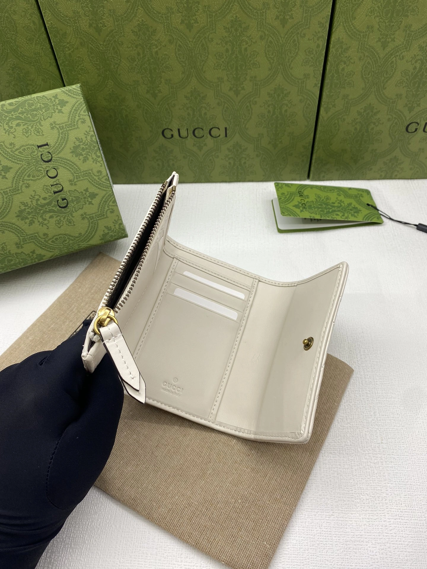 Gucci Wallets Purse Modern 56820