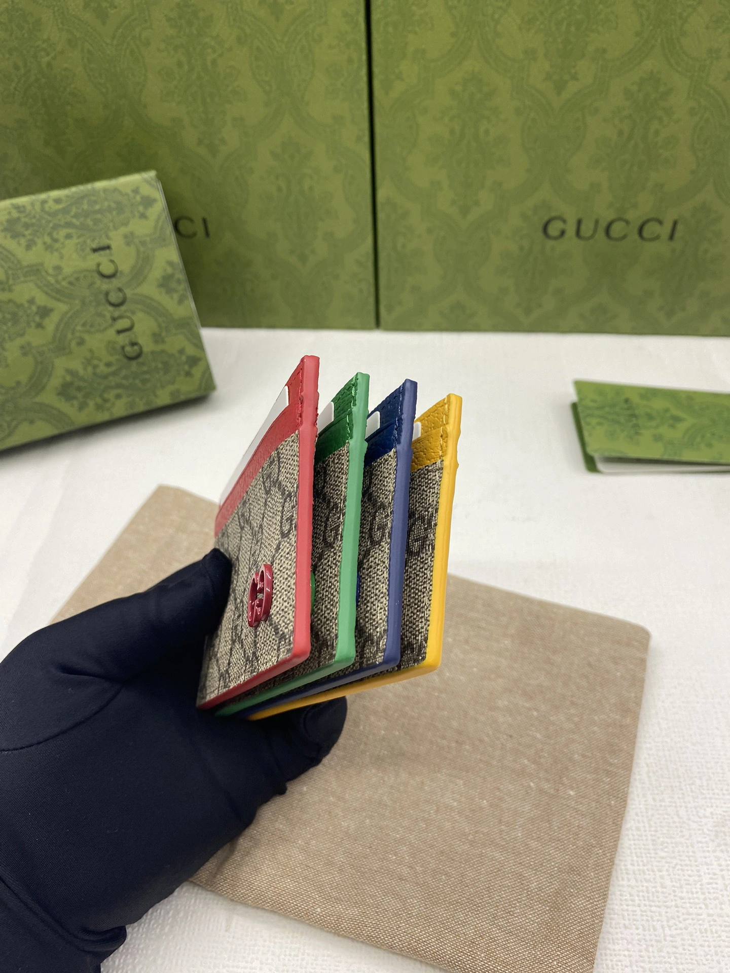 Gucci Wallets Purse Snug 56824