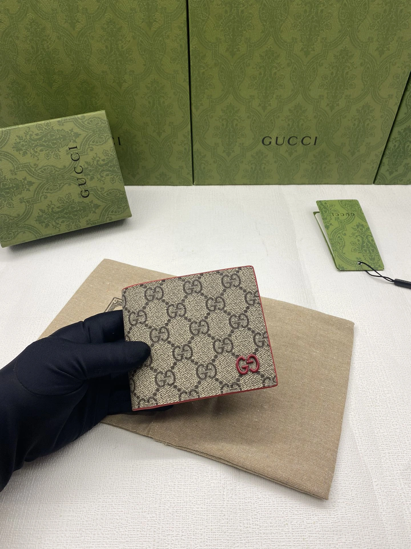 Refined Gucci Wallets Purse 56818