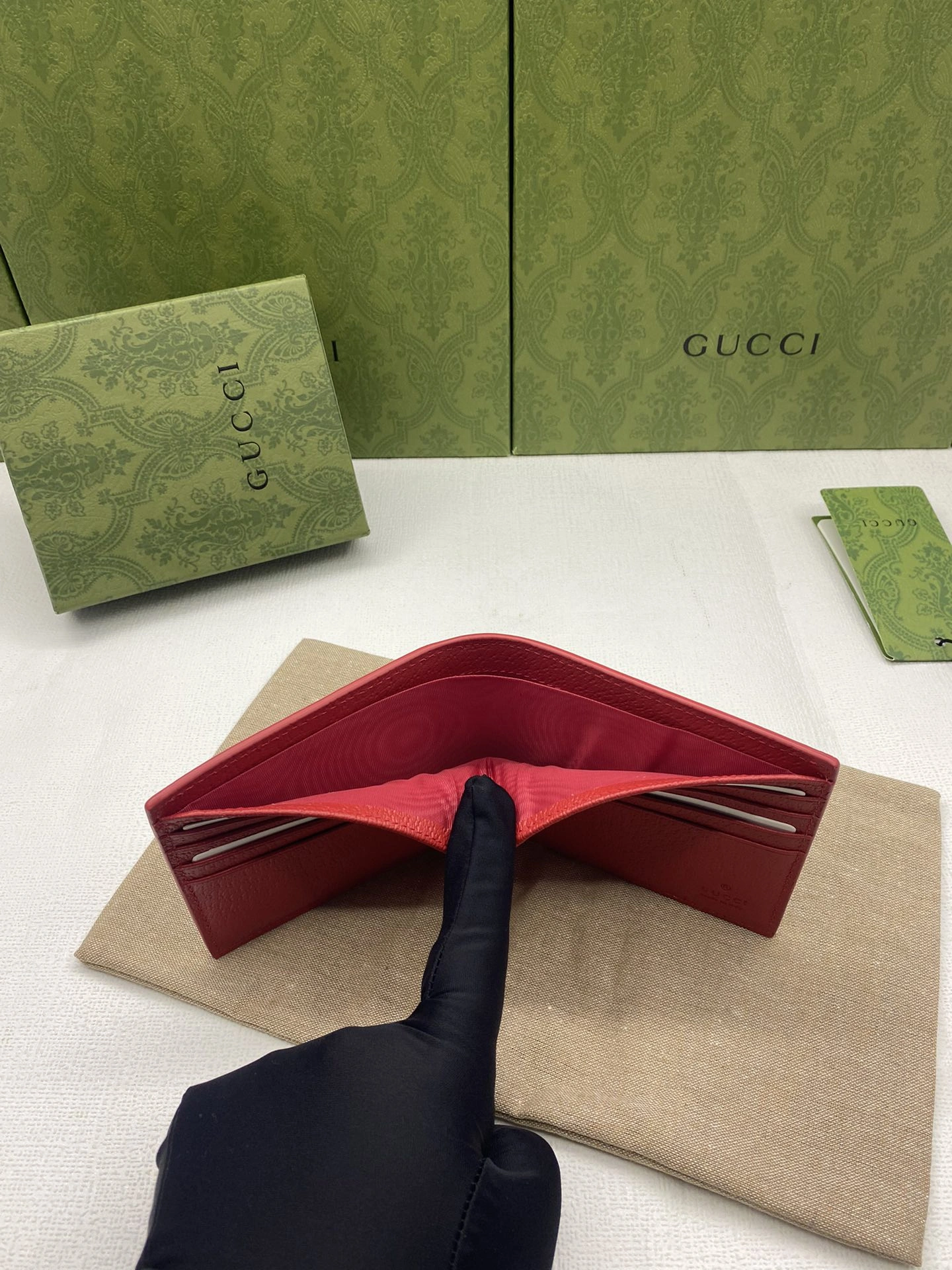 Refined Gucci Wallets Purse 56818