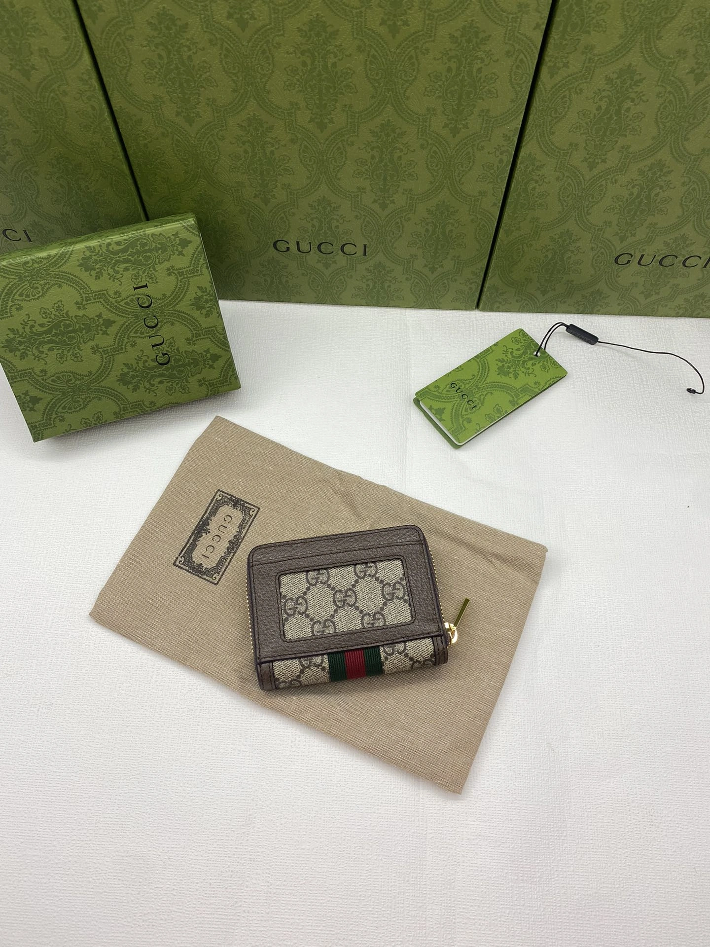 Gucci Wallets Purse Bold 56813