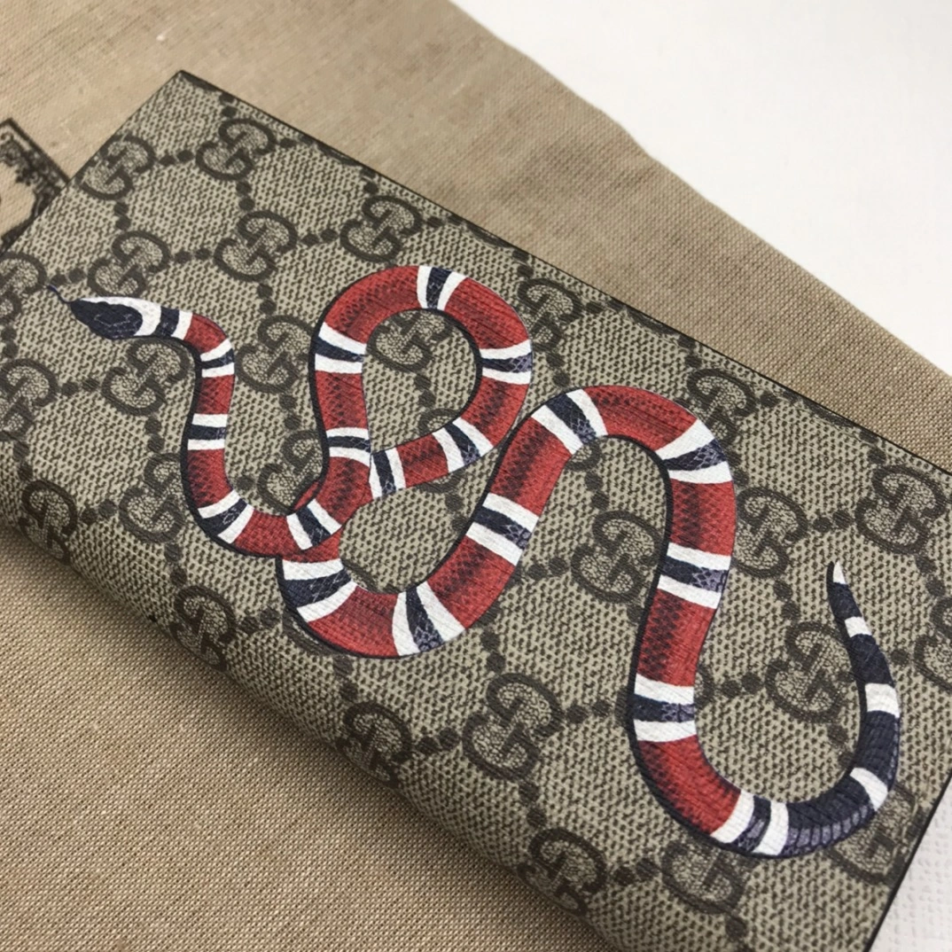 Versatile Gucci Wallets Purse 56812