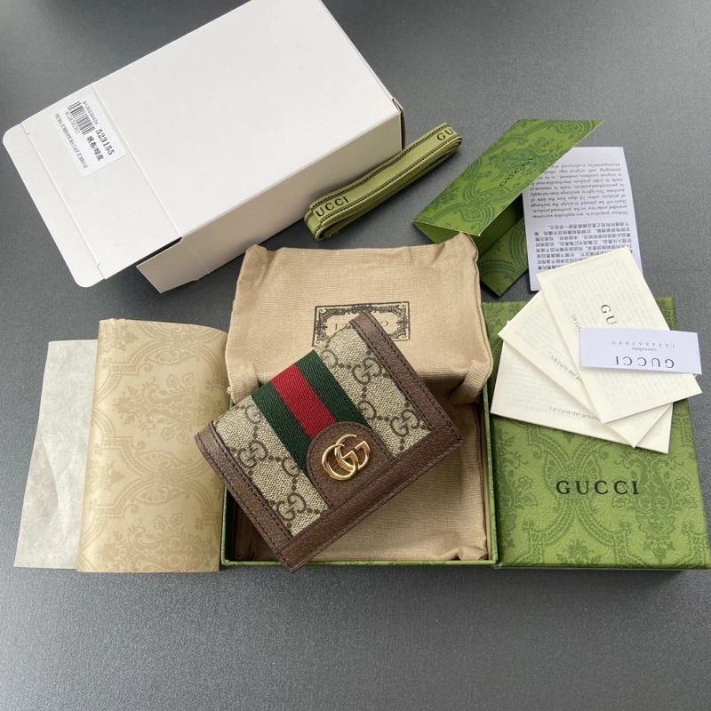 Gucci Wallets Purse WaterResistant 65804