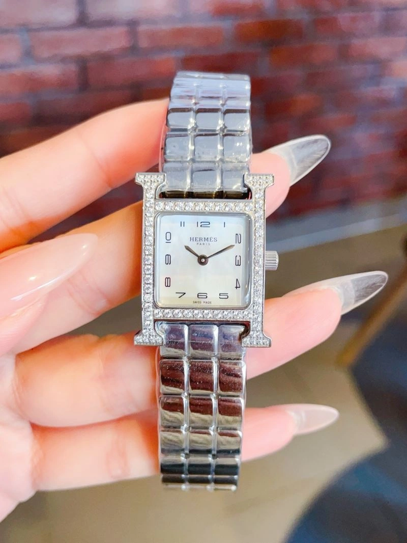Bright HERMES Watches 183826