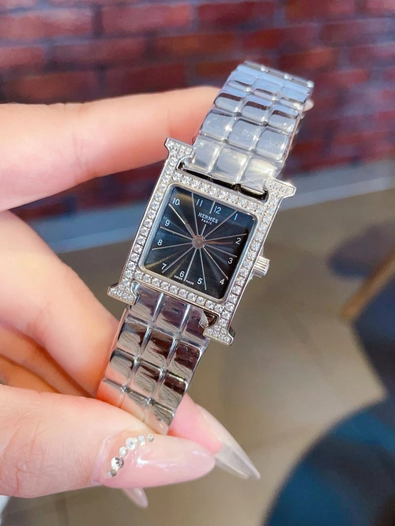 Bright HERMES Watches 183826