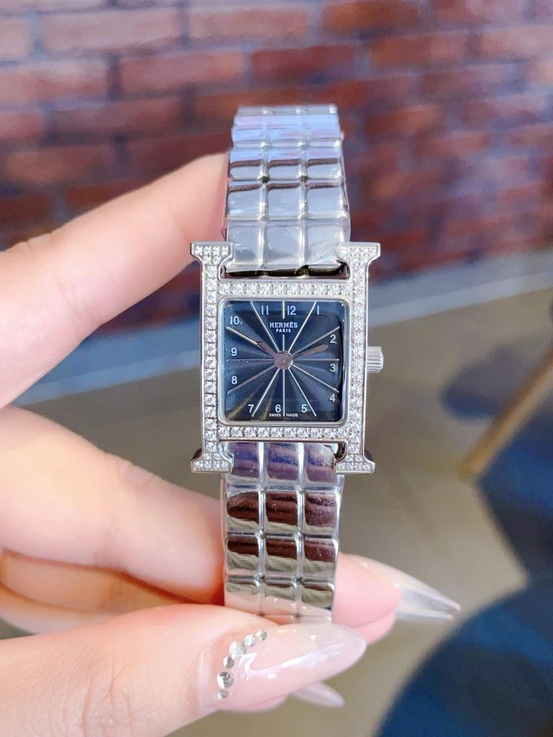 Bright HERMES Watches 183826