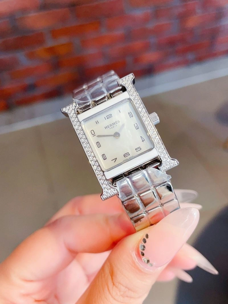 Lightweight HERMES Watches 183820