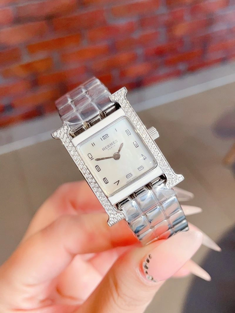 Lightweight HERMES Watches 183820