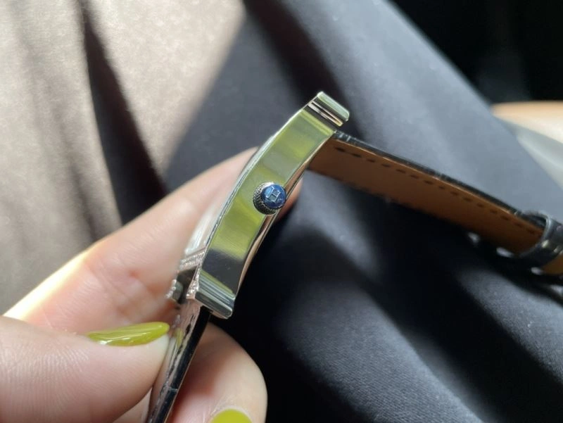 Trendsetting HERMES Watches 183821
