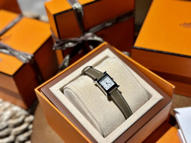 Unique HERMES Watches 183811