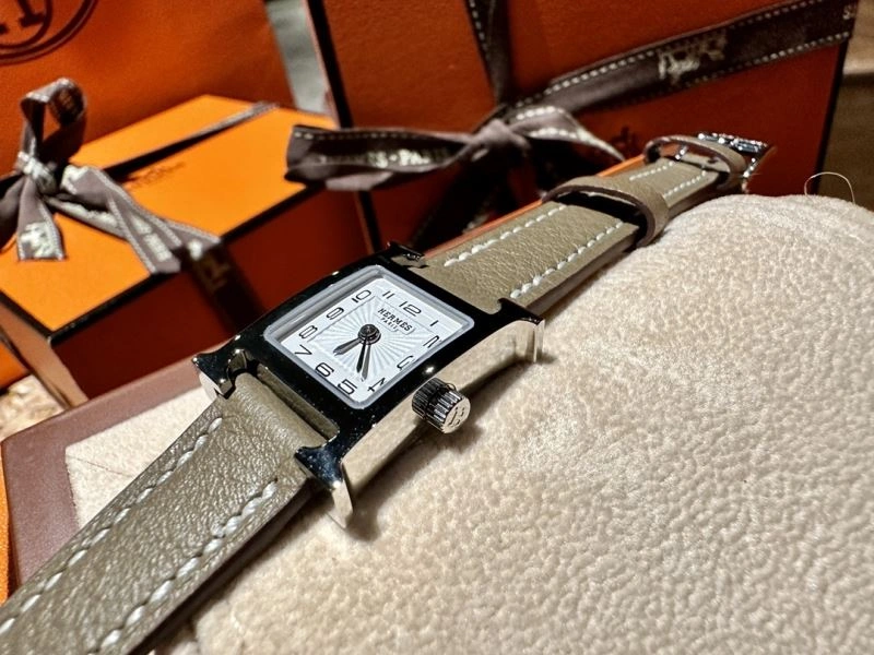 Unique HERMES Watches 183811
