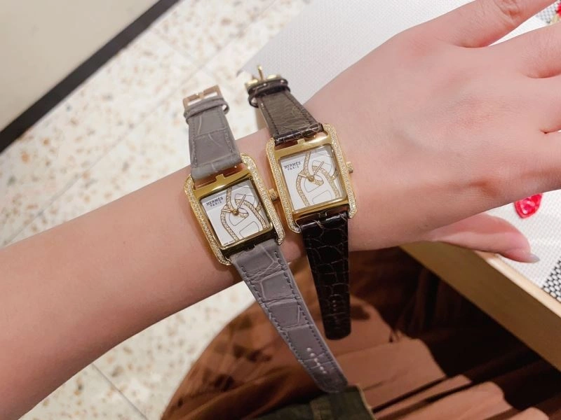 Bright HERMES Watches 183810