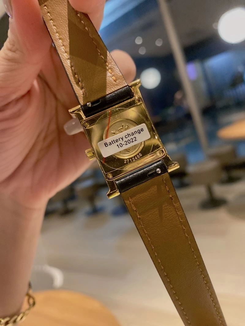 Resilient HERMES Watches 183786