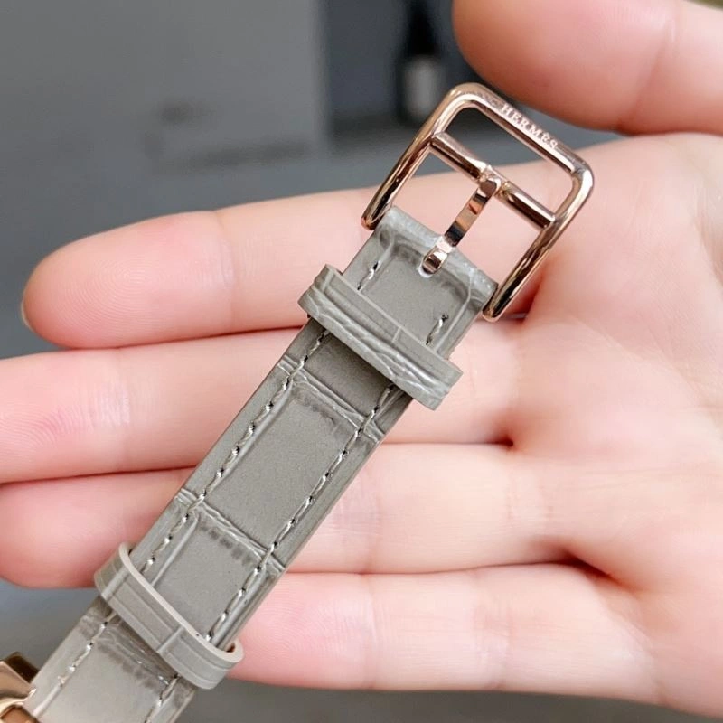 Sporty HERMES Watches 183800