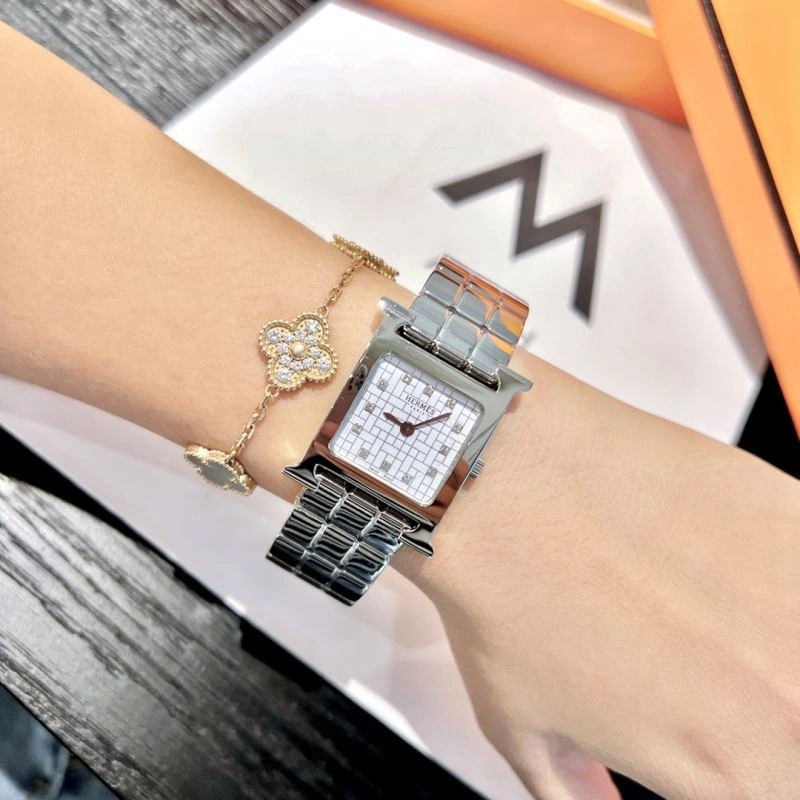 EyeCatching HERMES Watches 183779