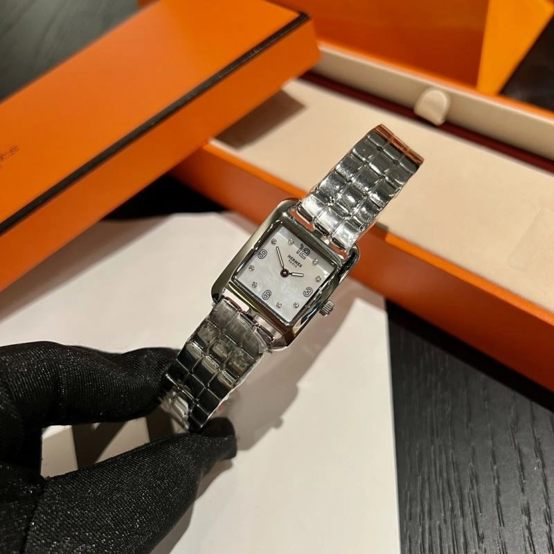 Minimalist HERMES Watches 183801