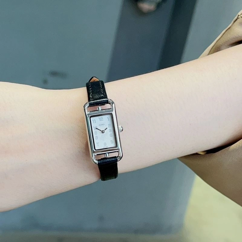 HERMES Watches Sleek 183756