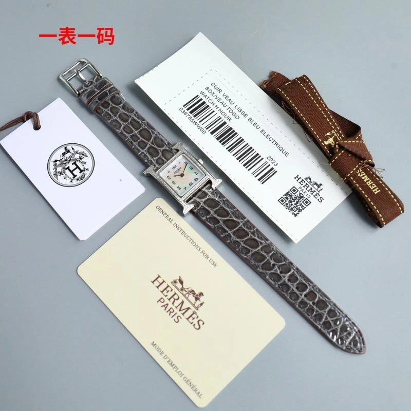 Practical HERMES Watches 183754