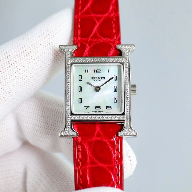 Practical HERMES Watches 183754