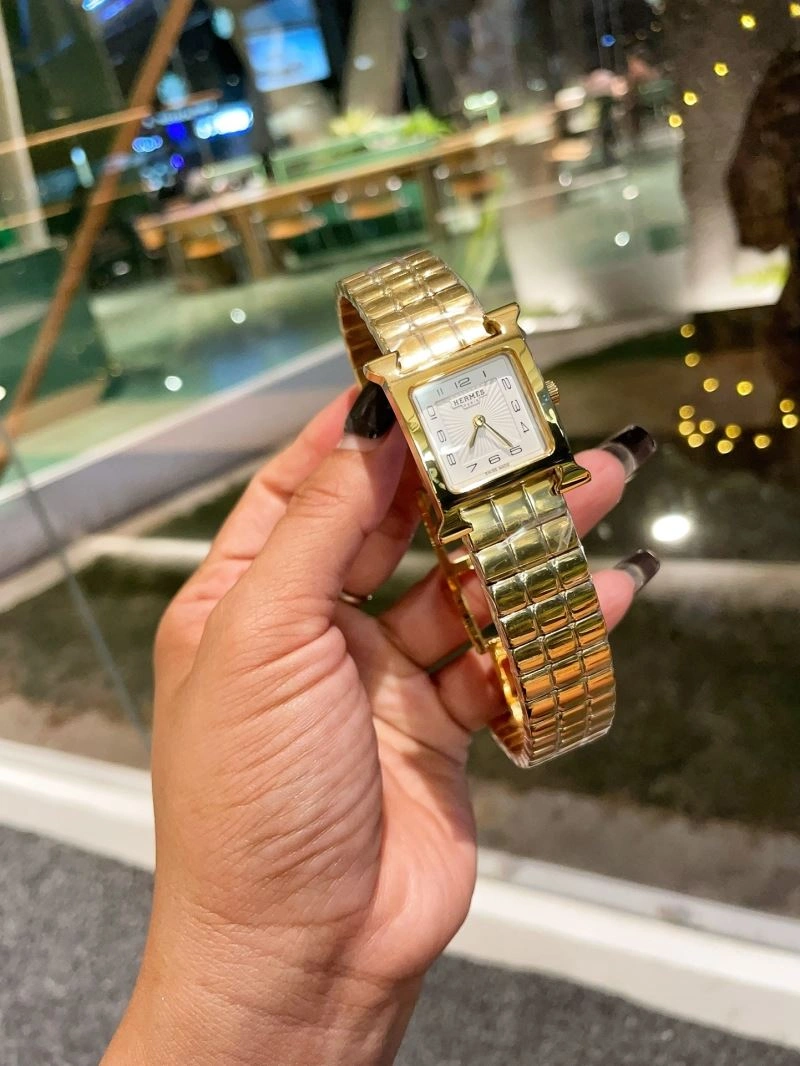 Bright HERMES Watches 183724