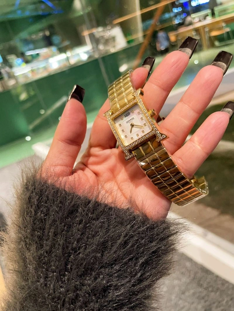 Stylish HERMES Watches 183725