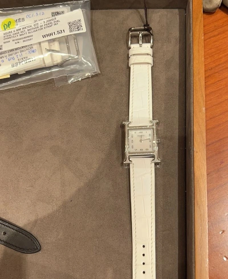 HERMES Watches Sophisticated 183702