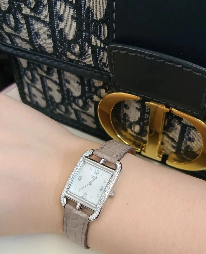HERMES Watches Sophisticated 183702