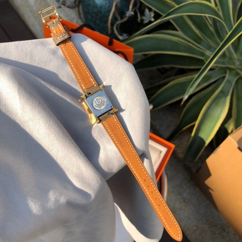 EyeCatching HERMES Watches 183699