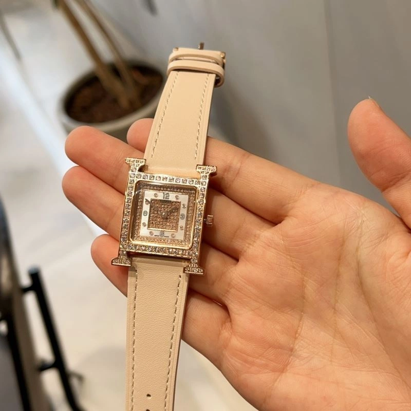 MoistureWicking HERMES Watches 183697