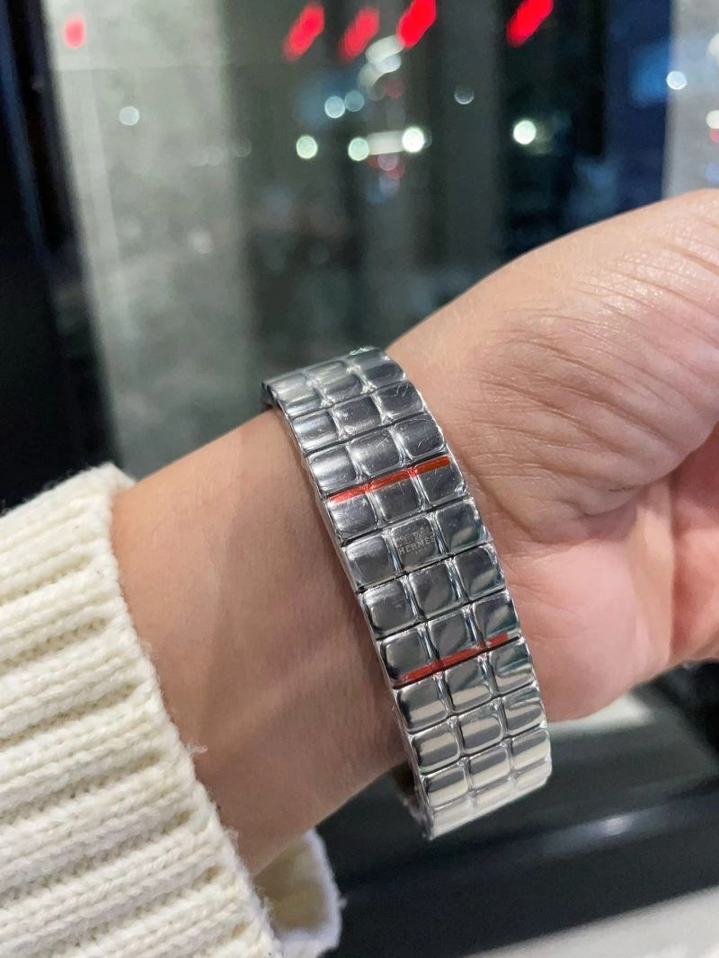 Upgraded HERMES Watches 183685