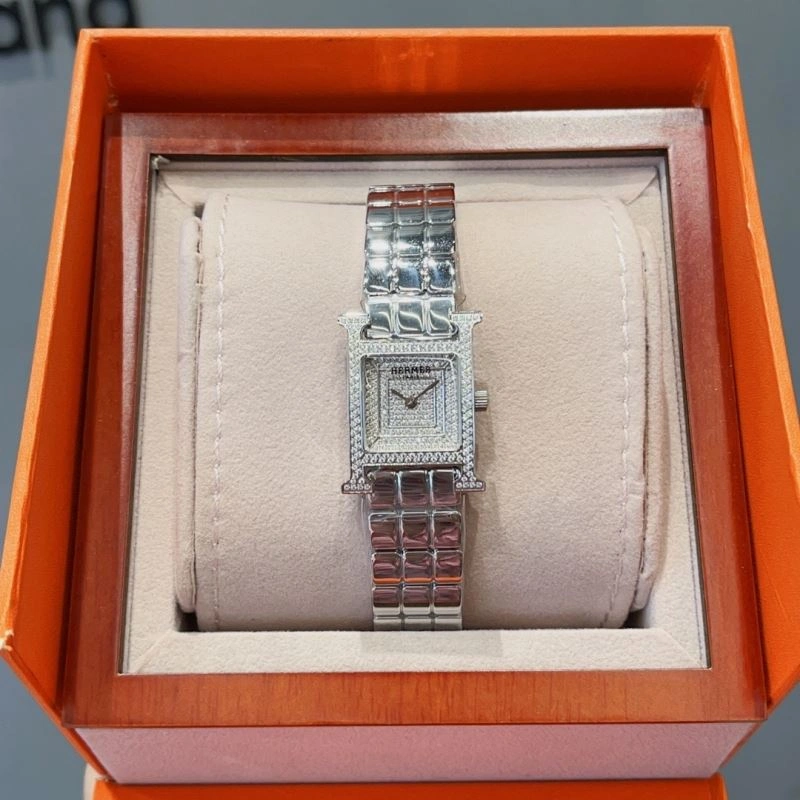 HERMES Watches EyeCatching 183653