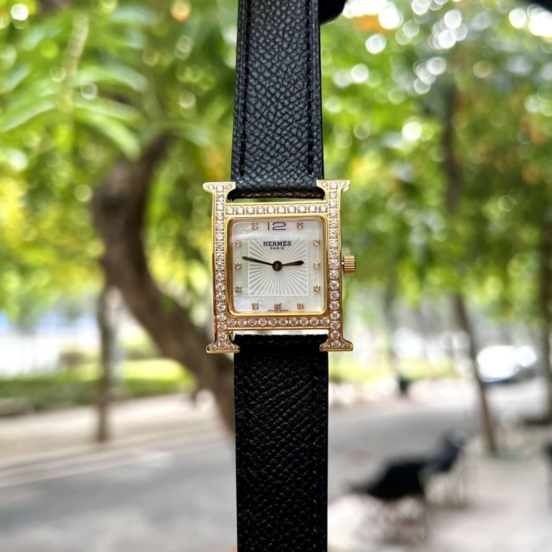 Casual HERMES Watches 183641
