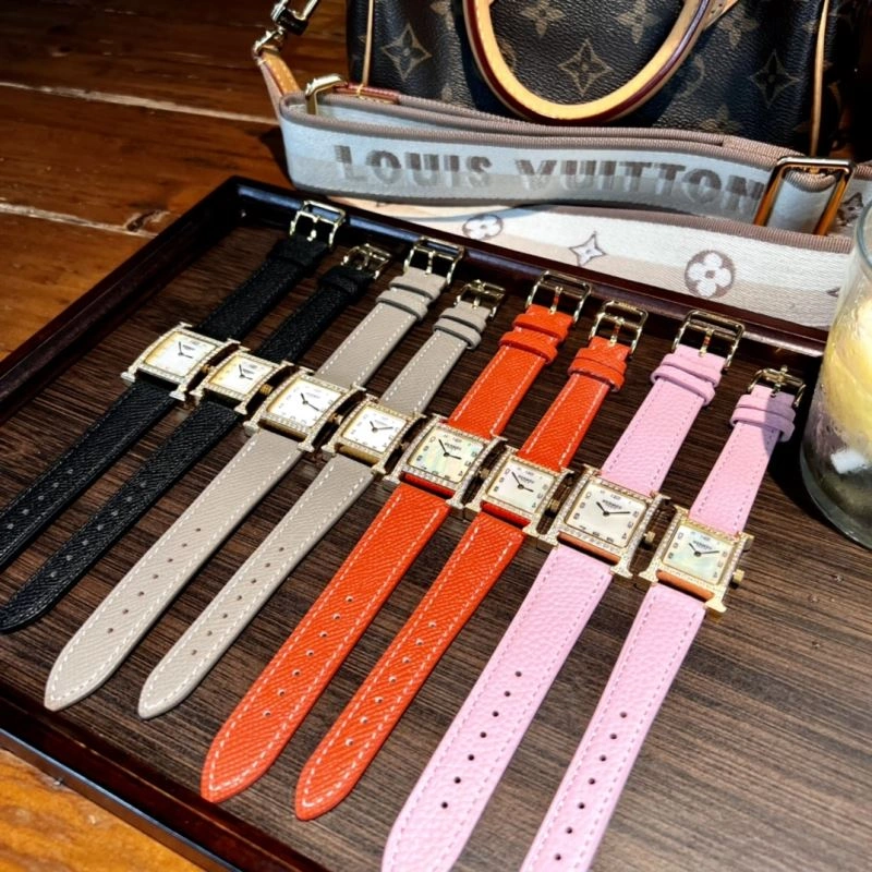 Casual HERMES Watches 183641