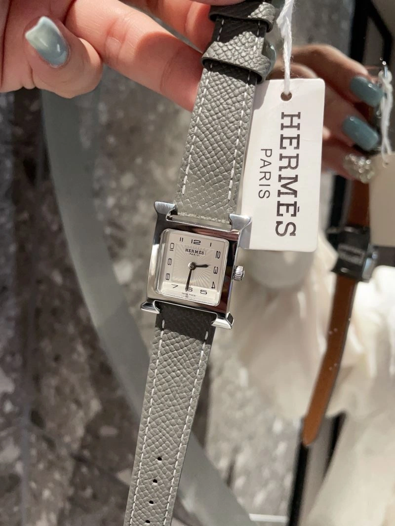 Trendsetting HERMES Watches 183622