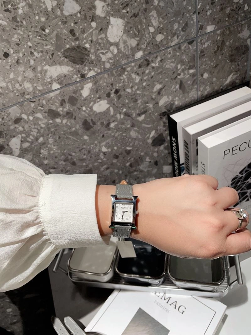 Trendsetting HERMES Watches 183622