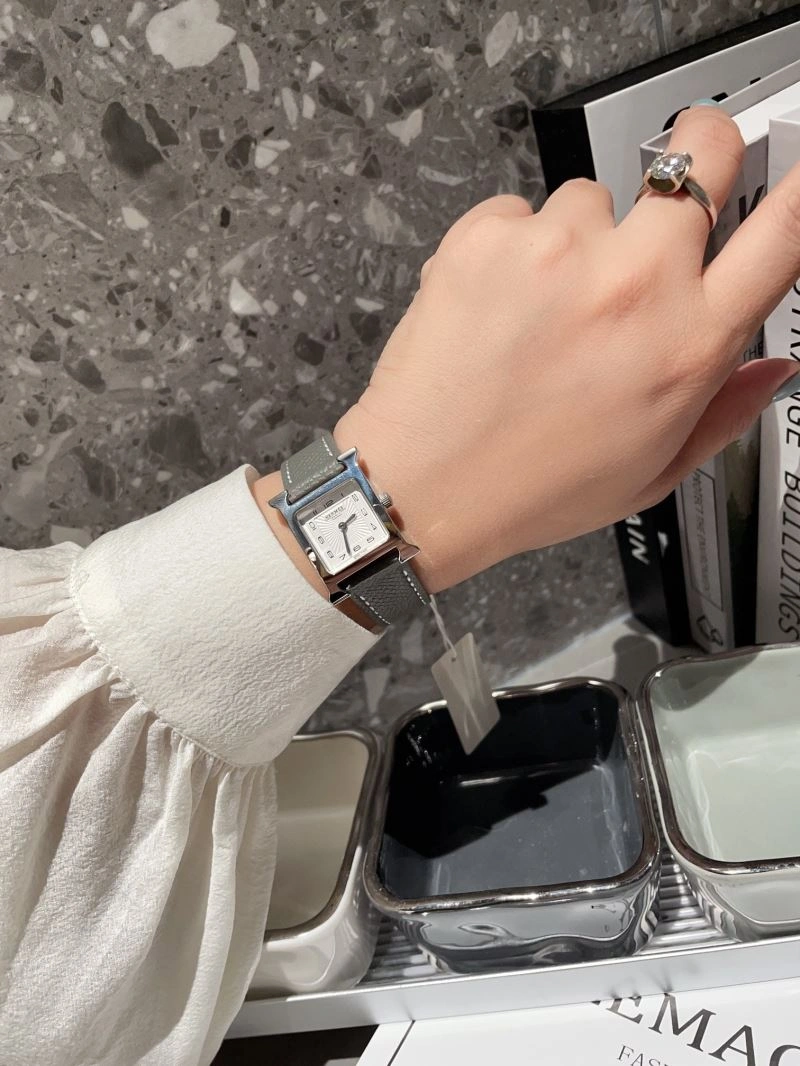 Trendsetting HERMES Watches 183622