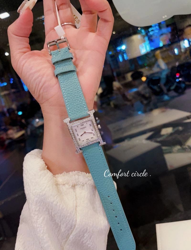 Versatile HERMES Watches 183575