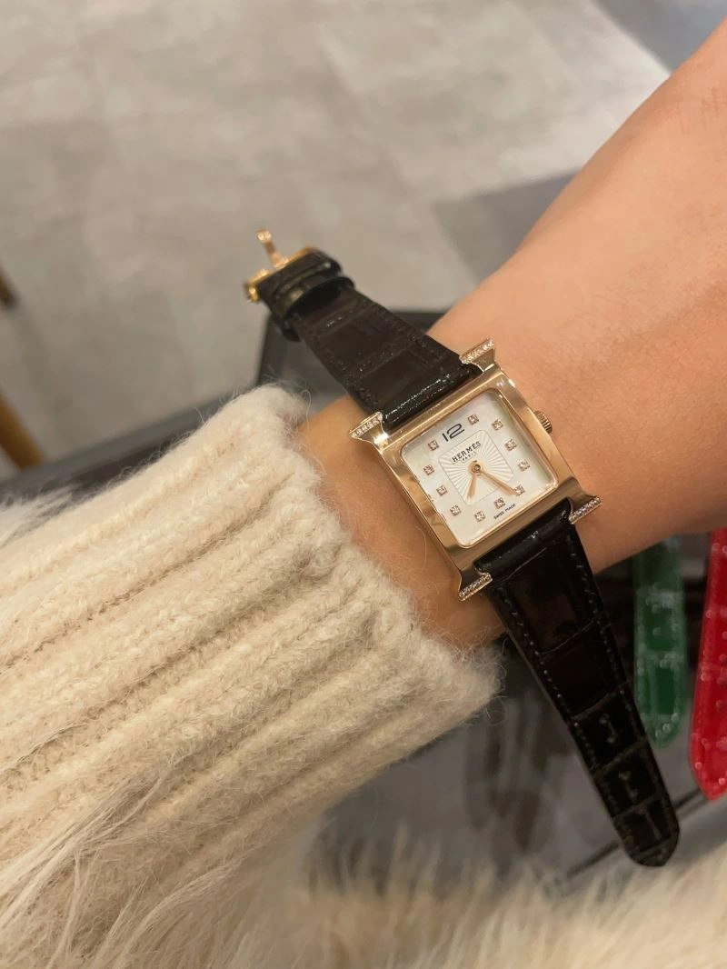 MoistureWicking HERMES Watches 183531