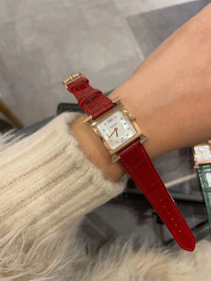 MoistureWicking HERMES Watches 183531