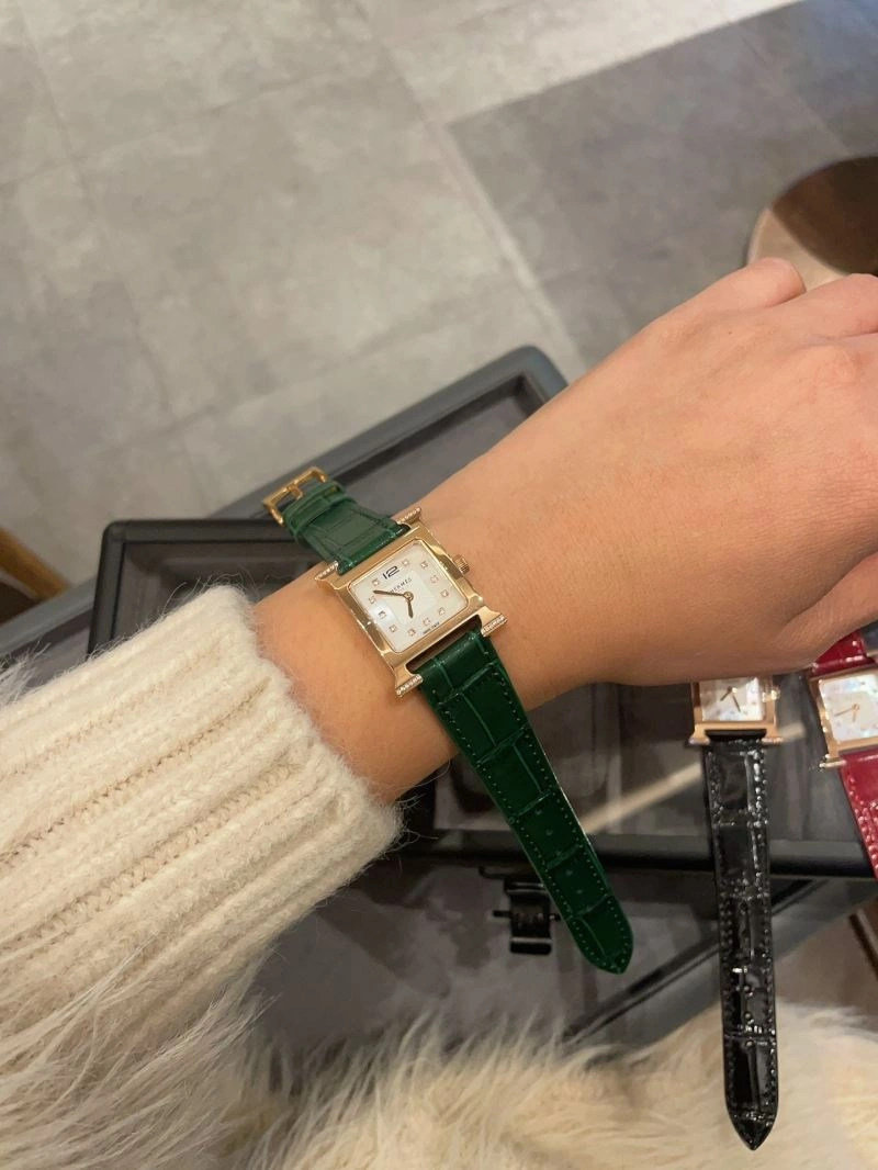 MoistureWicking HERMES Watches 183531
