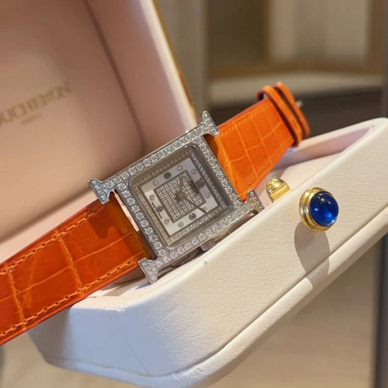 HERMES Watches Sustainable 183534
