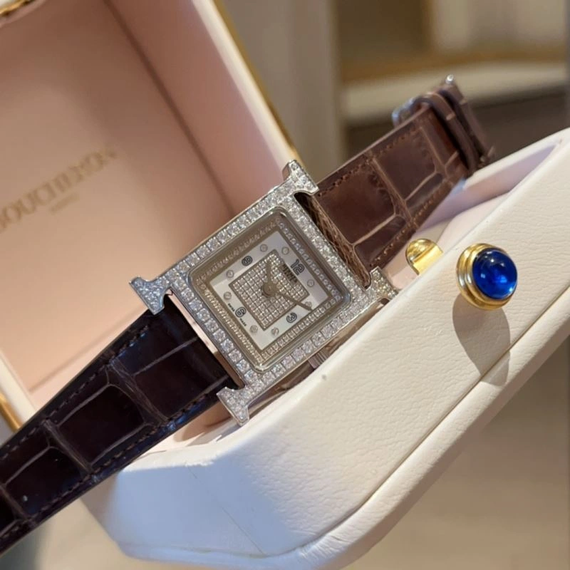 HERMES Watches Sustainable 183534