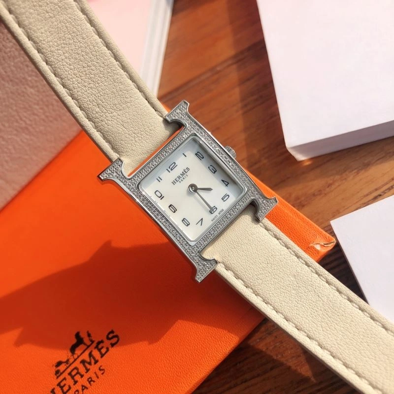 Supportive HERMES Watches 183510