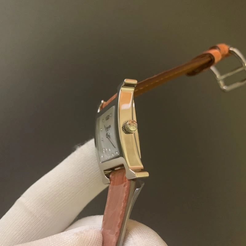 Sporty HERMES Watches 183610