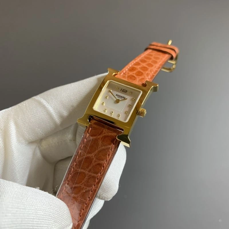 Supportive HERMES Watches 183624
