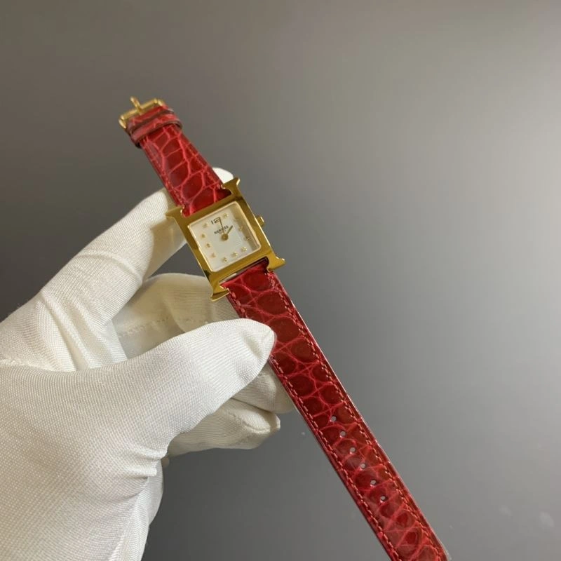 Snug HERMES Watches 183613